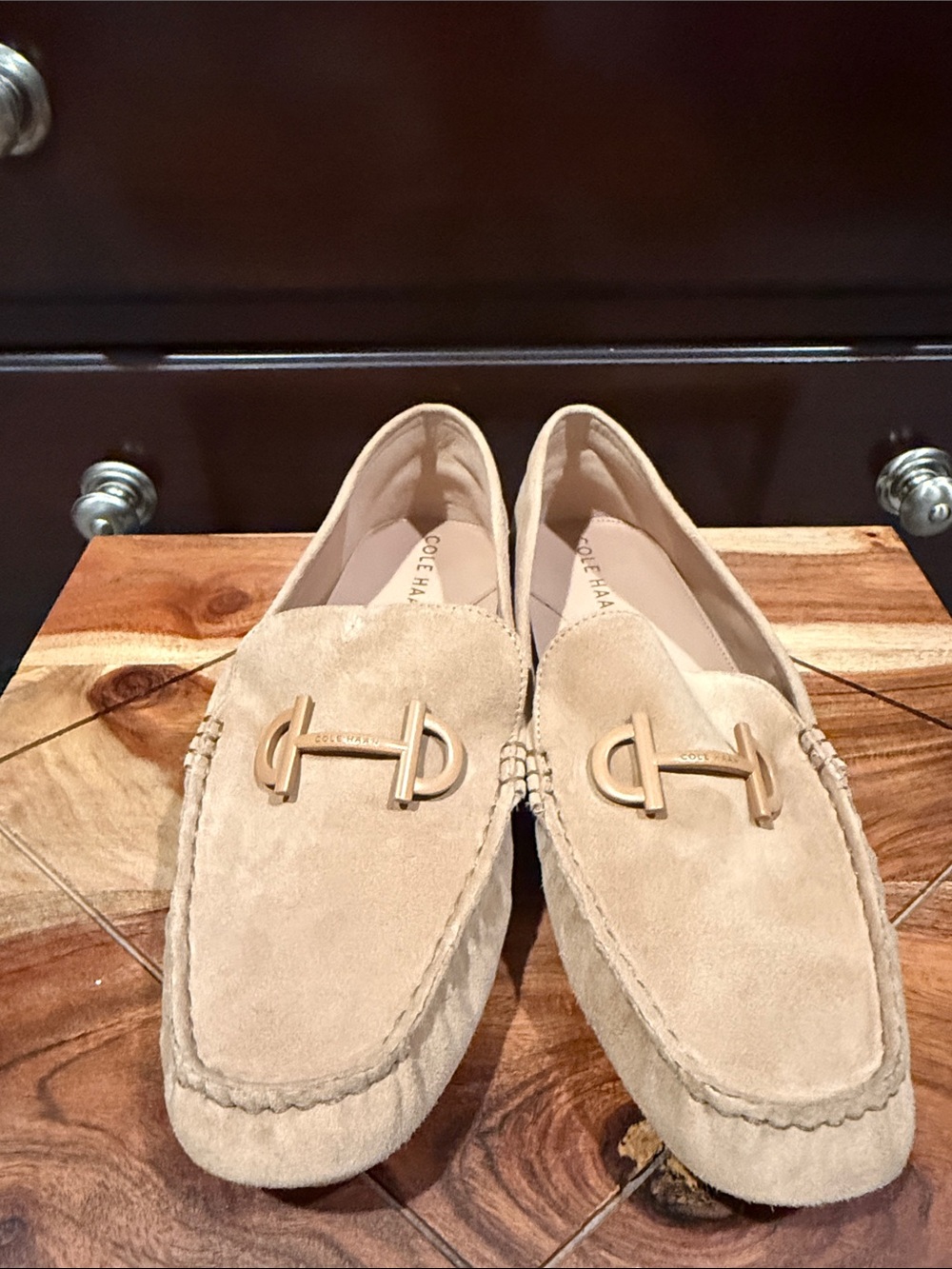 Women’s Cole Haan tan Suede Loafer moccasins size 7.5